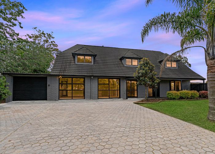  at 2 Riksha Place, Conifer Grove, Takanini