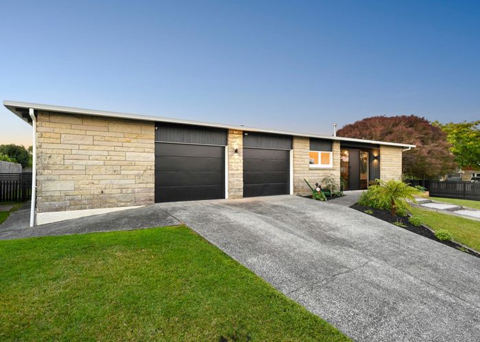  at 11 Hillary Street, Chedworth, Hamilton