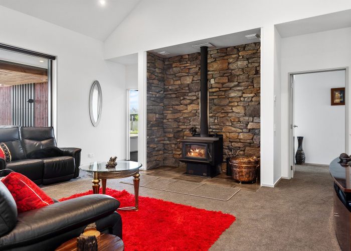  at 447 Oxford Road, Fernside, Rangiora
