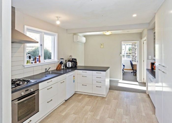  at 8 Westmont Street, Ilam, Christchurch