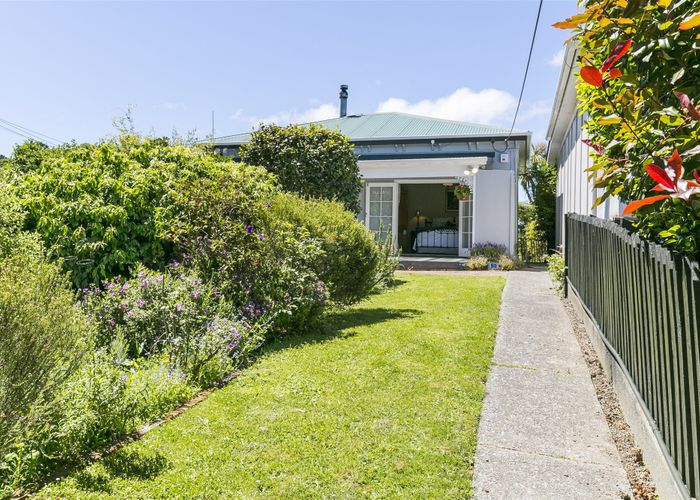  at 50 Korokoro Road, Korokoro, Lower Hutt