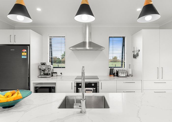  at 98 Thomas Road, Carterton, Carterton, Wellington