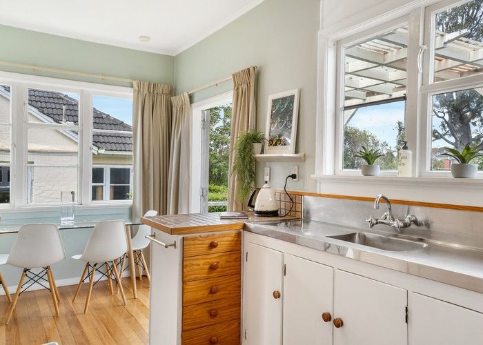  at 6 Daventry Street, Waterview, Auckland City, Auckland