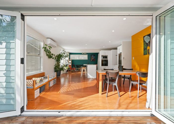  at 22 Paragon Avenue, Beach Haven, North Shore City, Auckland