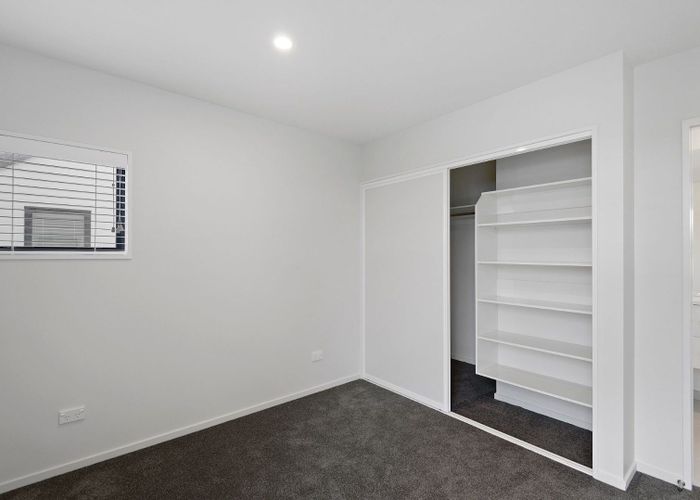  at 2/15 Waltham Road, Sydenham, Christchurch City, Canterbury