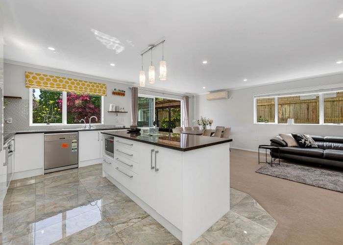  at 4 Shelby Lane, Flat Bush, Manukau City, Auckland
