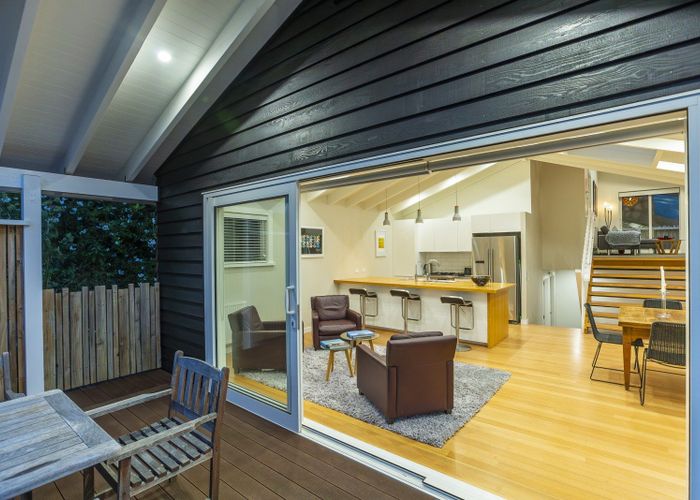  at 2 Ludlam Street, Seatoun, Wellington