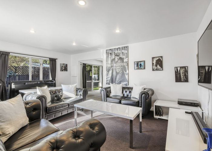  at 2/74 Russley Road, Russley, Christchurch