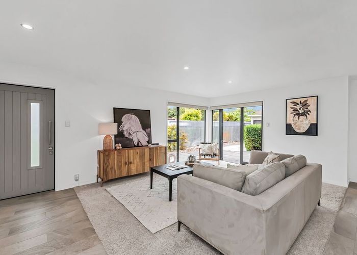  at 17 Mooray Avenue, Bishopdale, Christchurch