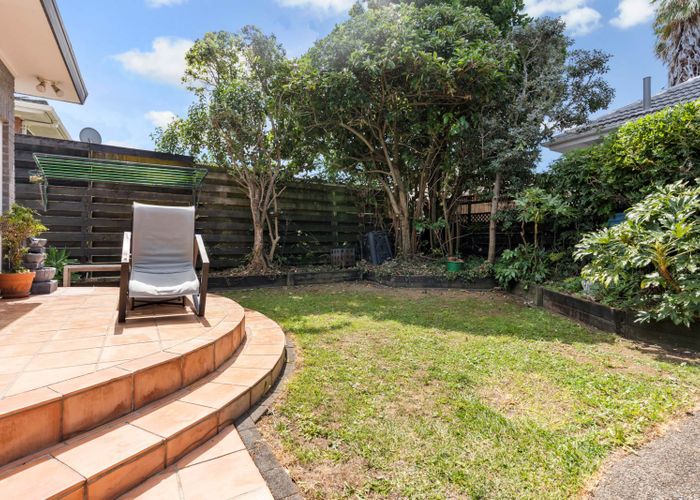  at 2/14 Taharoto Road, Takapuna, Auckland