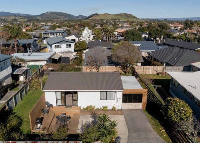 at 264B Papamoa Beach Road, Papamoa, Tauranga, Bay Of Plenty