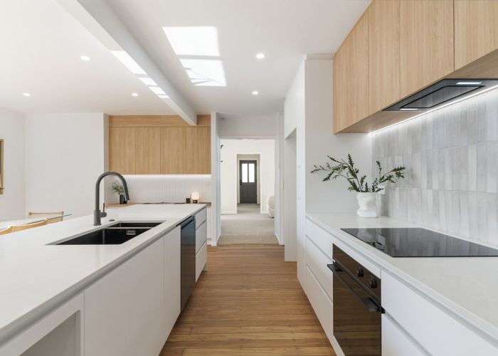  at 16 Moa Road, Point Chevalier, Auckland City, Auckland