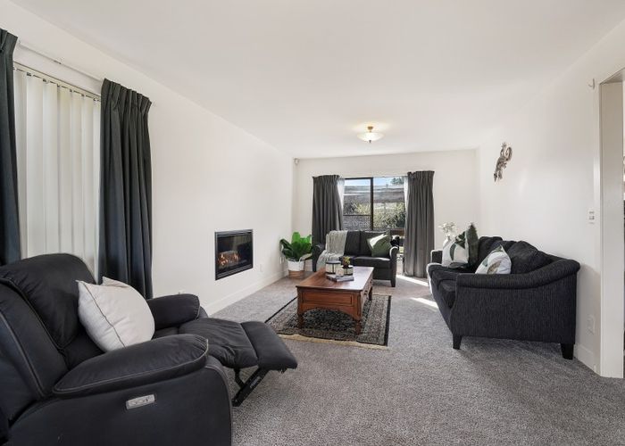  at 20 Frimley Terrace, Waikanae Beach, Waikanae