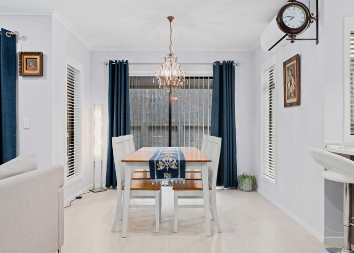  at 6/15 Onukutara Place, Huntington, Hamilton