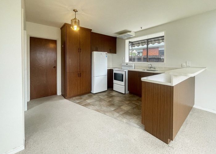  at 9 Lowry Avenue, Redwood, Christchurch City, Canterbury