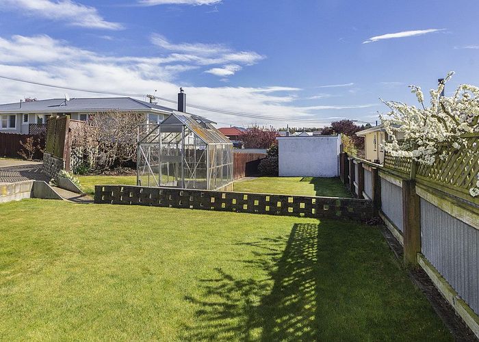  at 18 Arrow Crescent, Holmes Hill, Oamaru