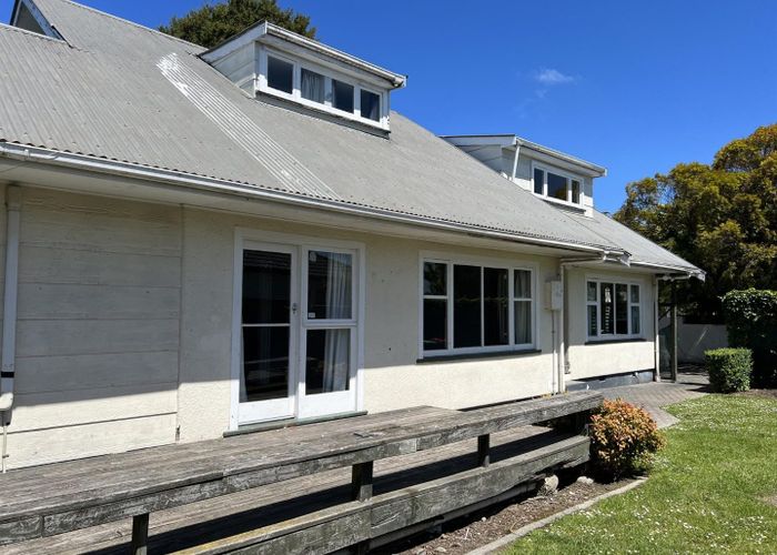  at 68 Memorial Avenue, Fendalton, Christchurch City, Canterbury