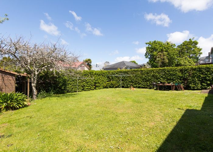  at 25 Mount Pleasant Road, Mount Eden, Auckland