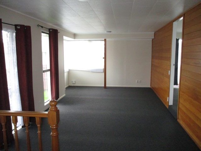  at 22 Glen Close, Glen Eden, Auckland