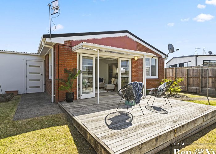  at 3/17 Alana Place, Mount Wellington, Auckland