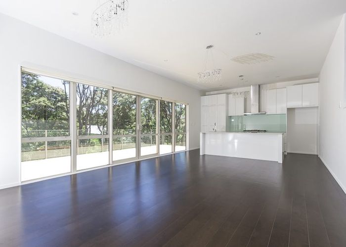  at McCahon Place, Titirangi, Waitakere City, Auckland