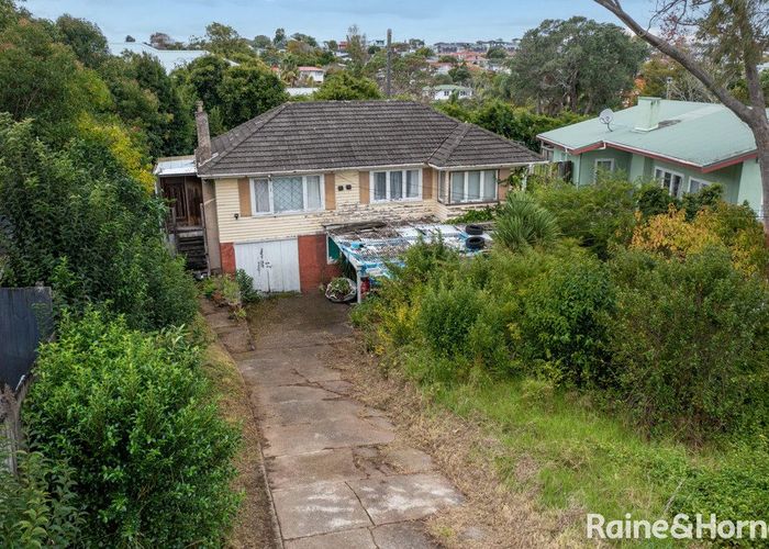  at 32 Bentleigh  Avenue, New Windsor, Auckland City, Auckland