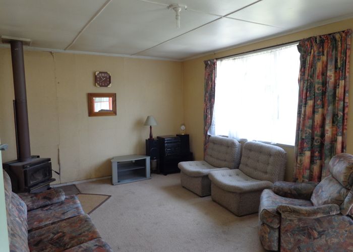  at 12 Loop Road, Benhar, Balclutha