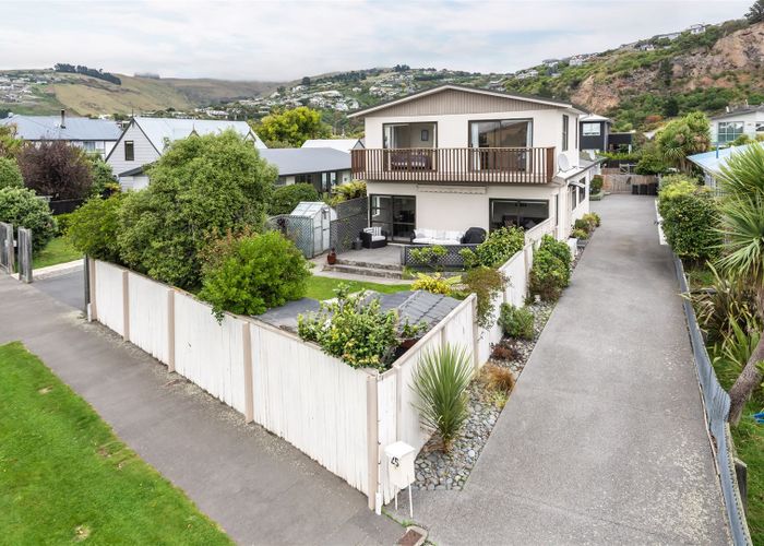  at 1/25 Celia Street, Redcliffs, Christchurch