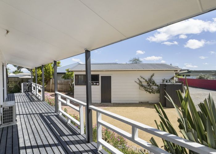 at 32B Somerset Crescent, Highbury, Palmerston North