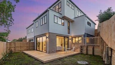  at 13 Kennedy Avenue, Forrest Hill, Auckland