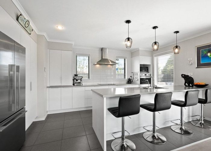  at 11 Grapnel Street, Silverdale, Silverdale