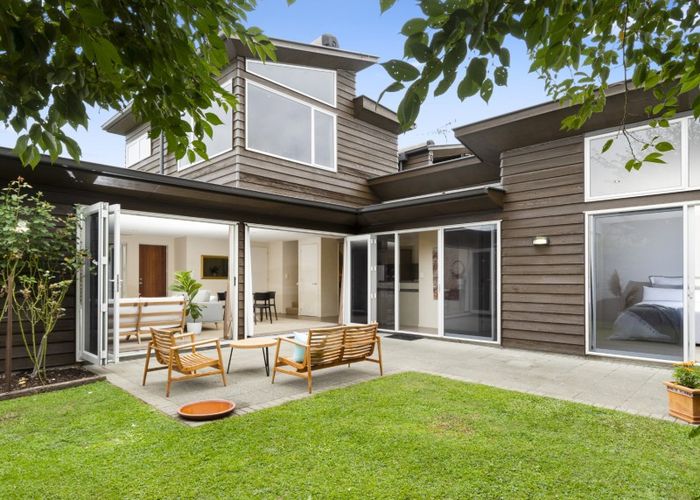  at 11 Jarrah Park Drive, Pyes Pa, Tauranga