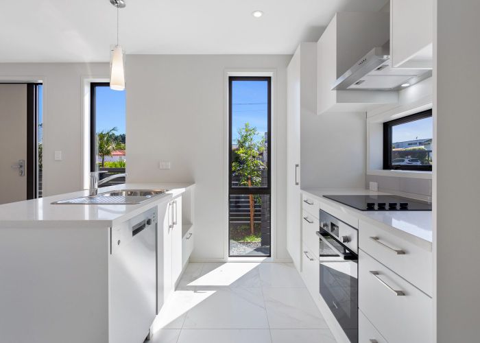  at 2/12 Glendon Avenue, Avondale, Auckland City, Auckland