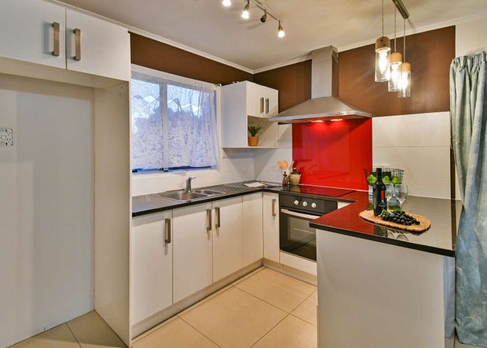  at 103 Beaumonts Way, Manurewa, Auckland