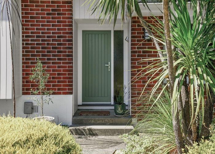  at 41 Sunbrae Drive, Silverstream, Upper Hutt
