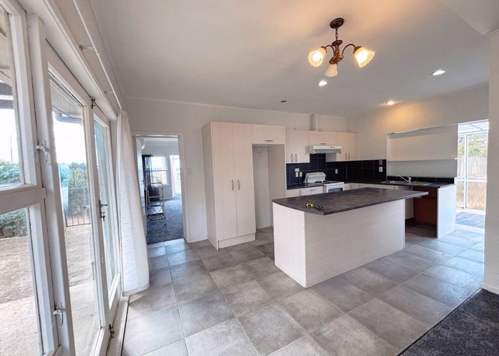  at 2/239 Pakuranga Road, Pakuranga, Manukau City, Auckland