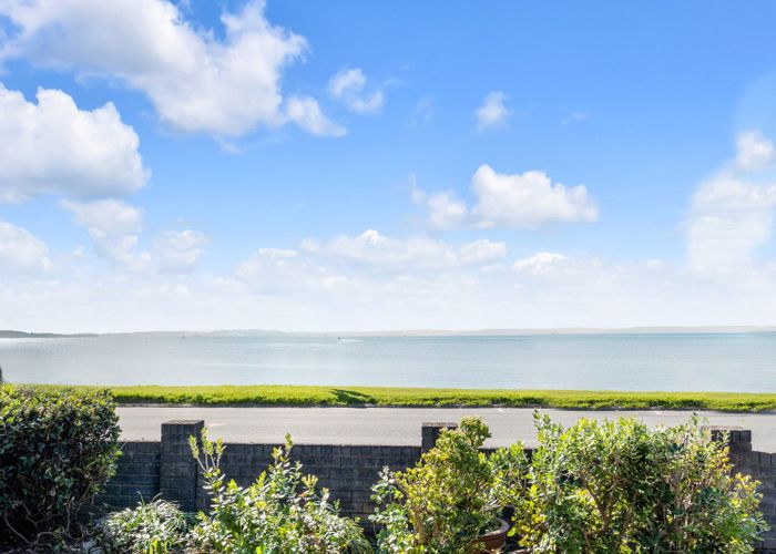  at 31A The Esplanade, Eastern Beach, Manukau City, Auckland