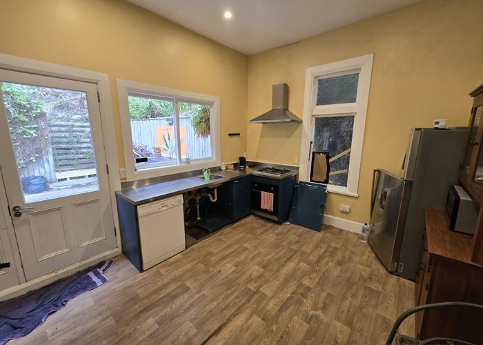  at 50A Palliser Road, Roseneath, Wellington, Wellington