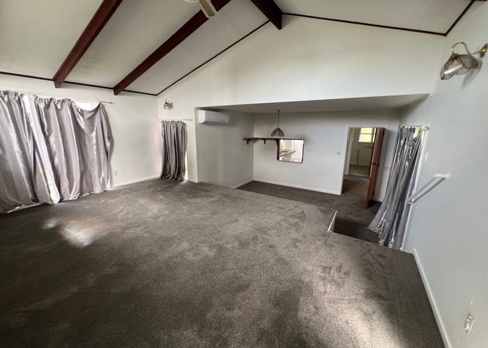  at 15 Lynbrooke Avenue, Blockhouse Bay, Auckland City, Auckland