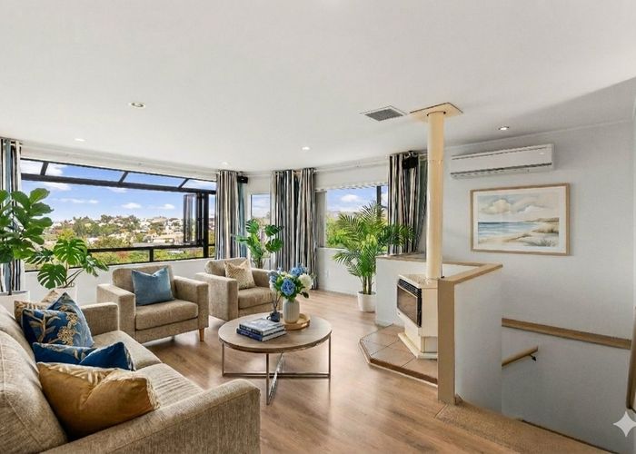 at 2/8 City View Terrace, Birkenhead, North Shore City, Auckland
