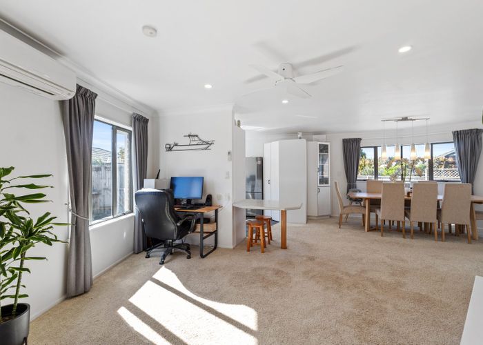  at 44 Forth Crescent, Glenview, Hamilton, Waikato