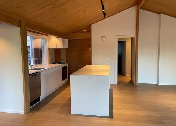  at 28 Tawera Road, Greenlane, Auckland City, Auckland