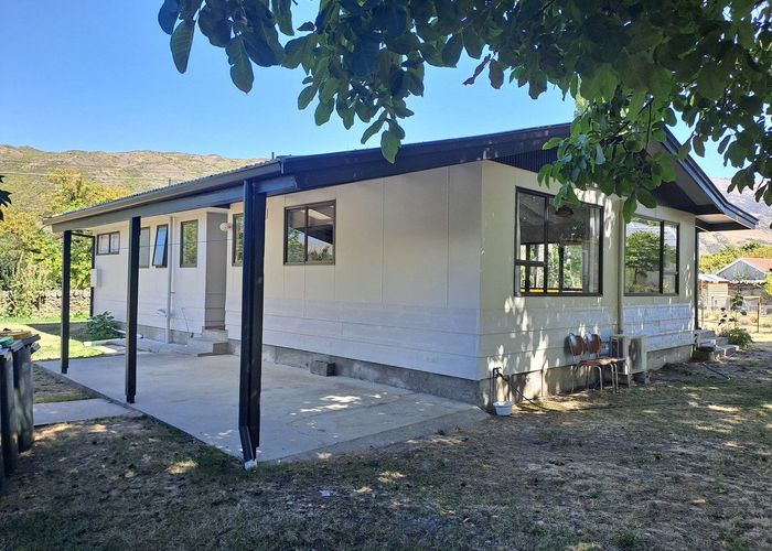  at 2 Matau Street, Clyde, Central Otago, Otago