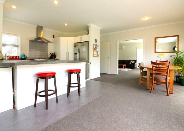  at 1 Medallion Court, Kelvin Grove, Palmerston North, Manawatu / Whanganui