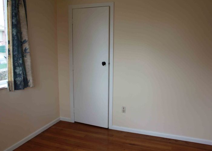  at 156 Haverstock Road, Sandringham, Auckland