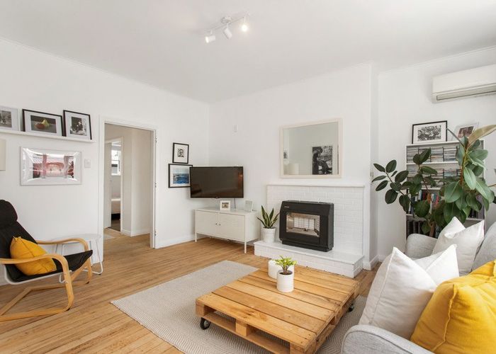  at 39 Studholme Street, Somerfield, Christchurch