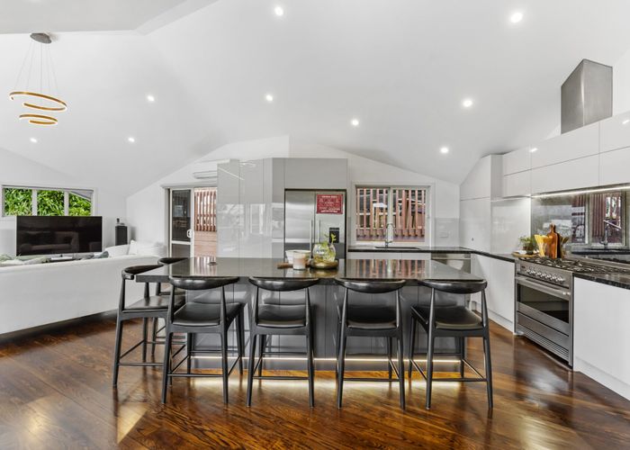  at 39 Argo Drive, Half Moon Bay, Manukau City, Auckland