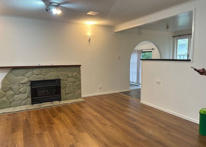  at 49 Lauderdale Road, Birkdale, North Shore City, Auckland