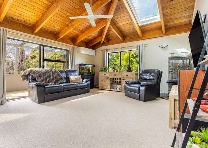  at 48 Parker Avenue, New Lynn, Auckland