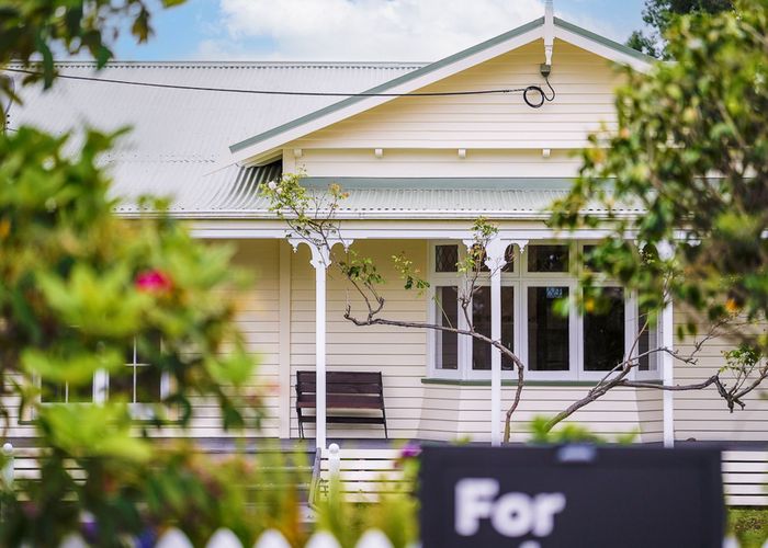 at 10 Domain Road, Otaki